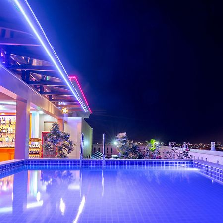 Raksmey Suo Hotel Phnom Penh Exterior foto