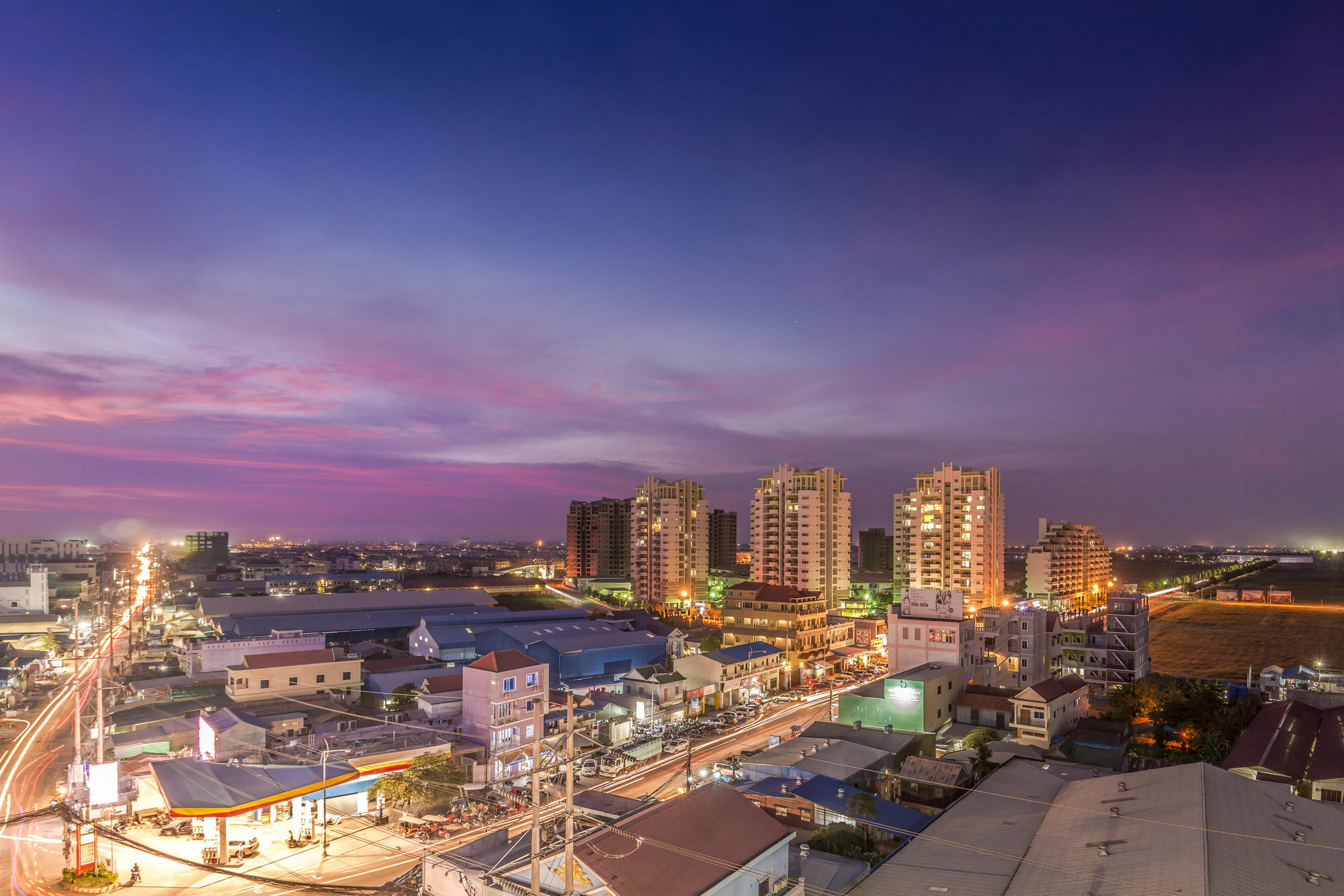 Raksmey Suo Hotel Phnom Penh Exterior foto