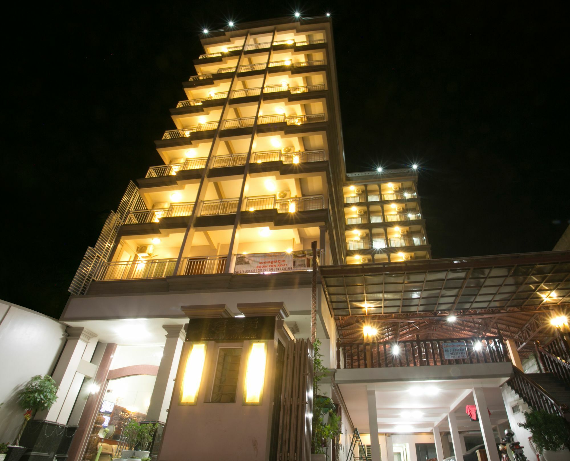Raksmey Suo Hotel Phnom Penh Exterior foto