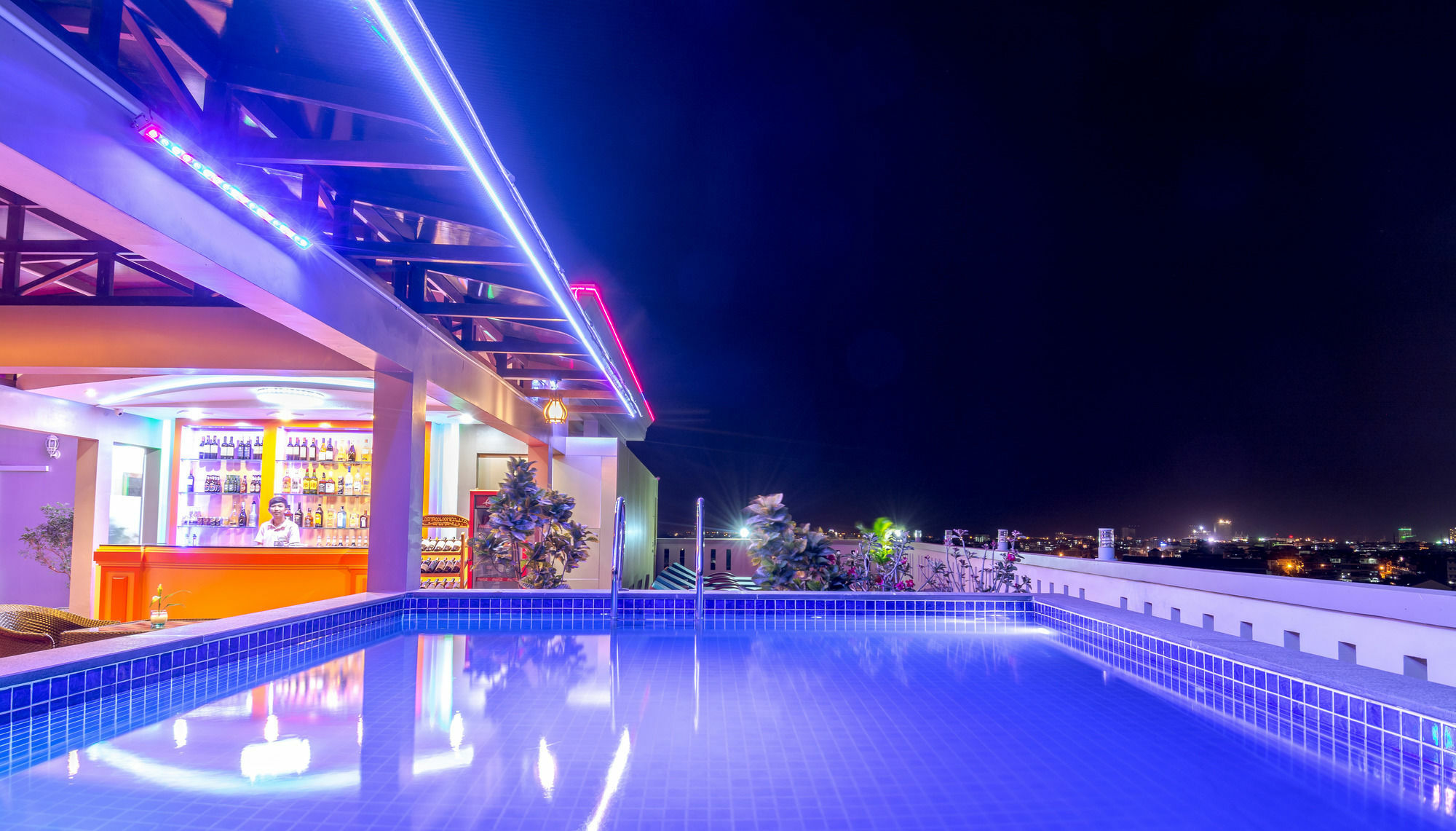 Raksmey Suo Hotel Phnom Penh Exterior foto