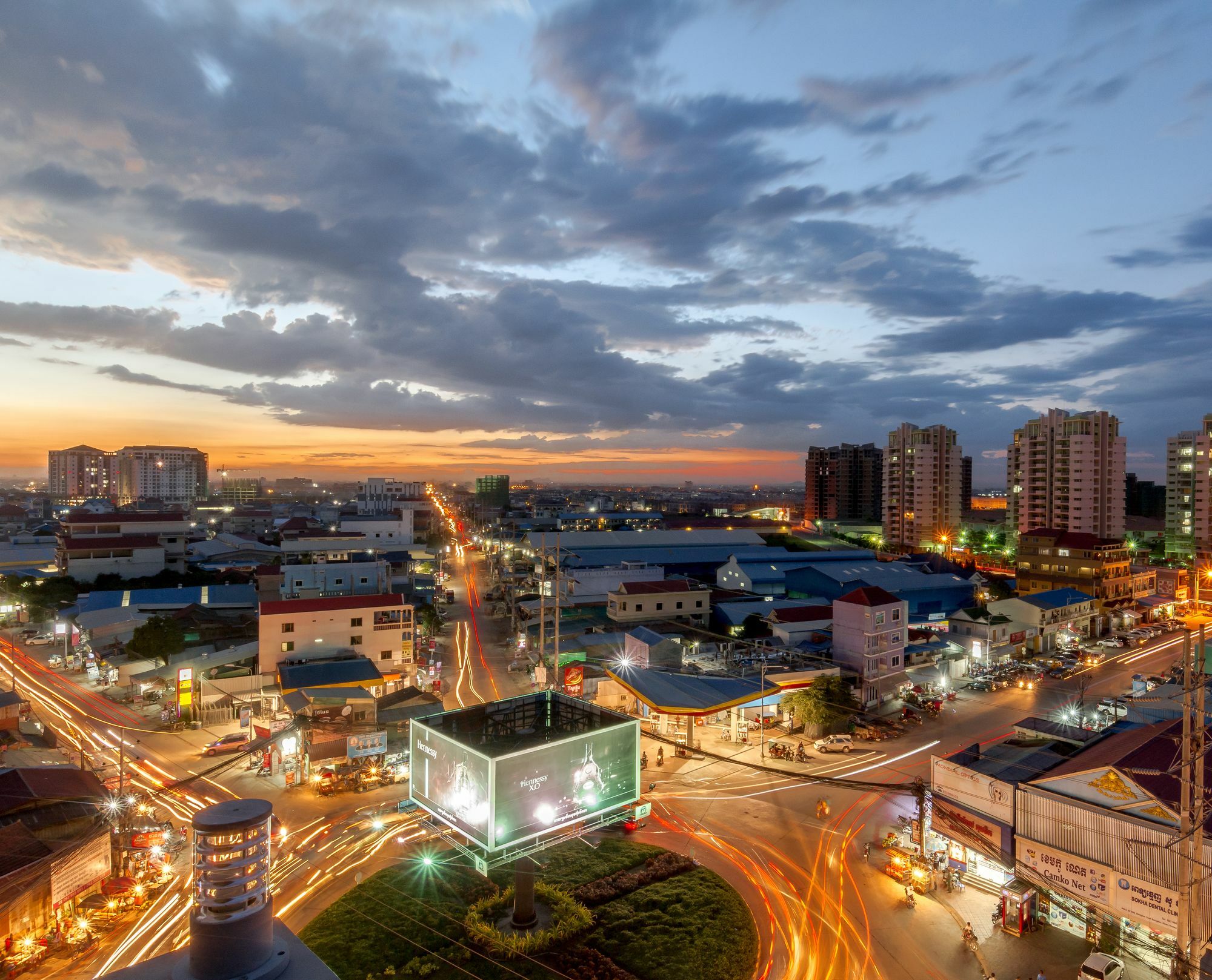 Raksmey Suo Hotel Phnom Penh Exterior foto