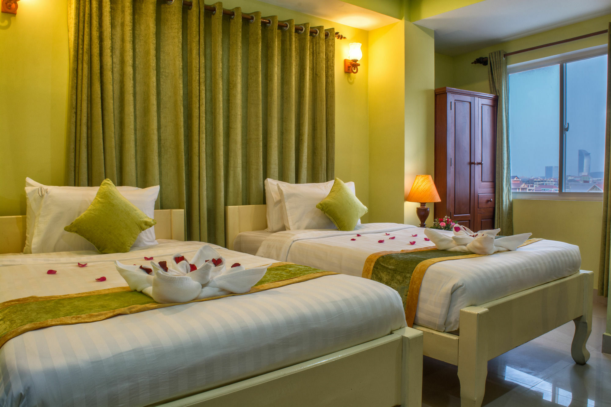 Raksmey Suo Hotel Phnom Penh Exterior foto