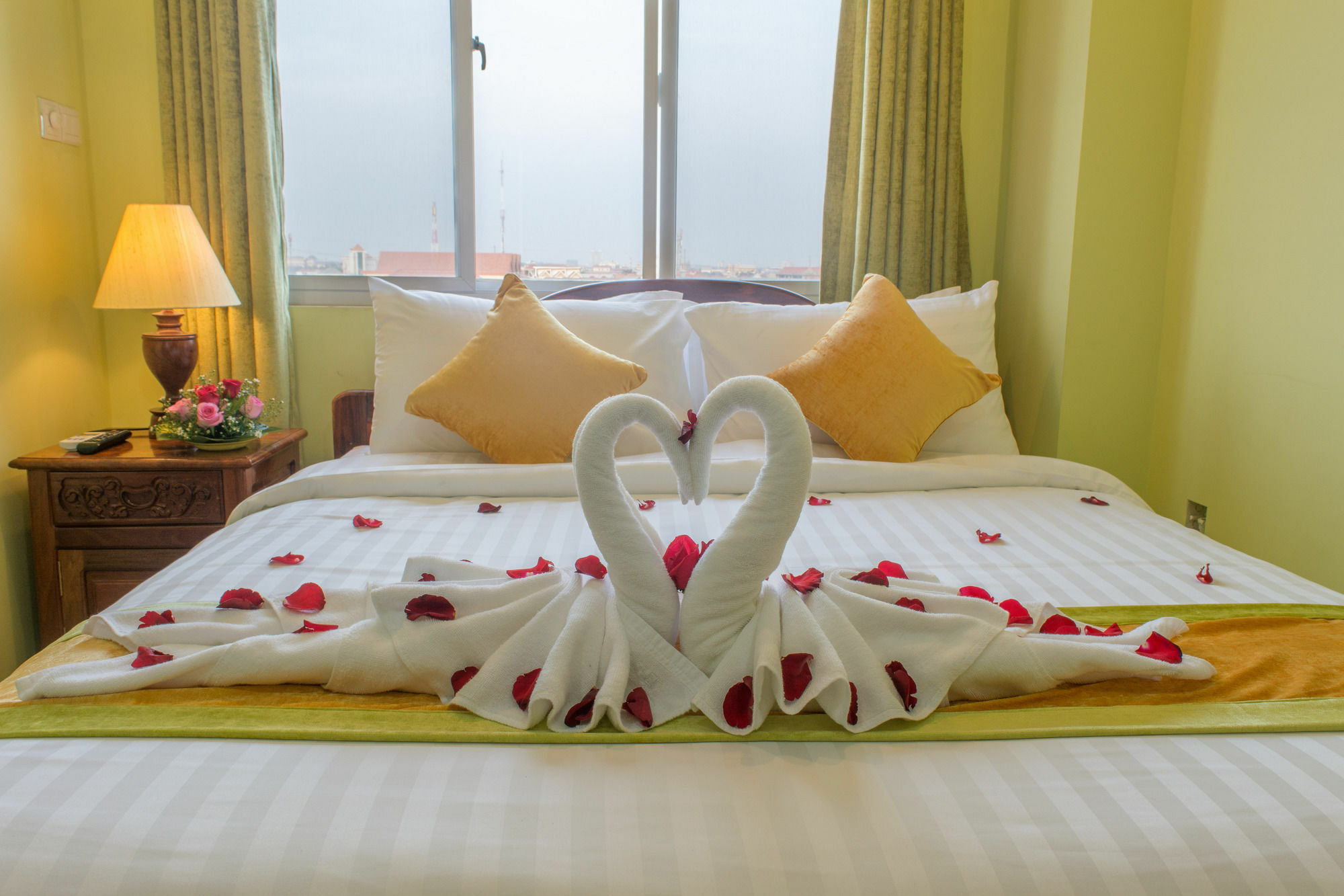 Raksmey Suo Hotel Phnom Penh Exterior foto