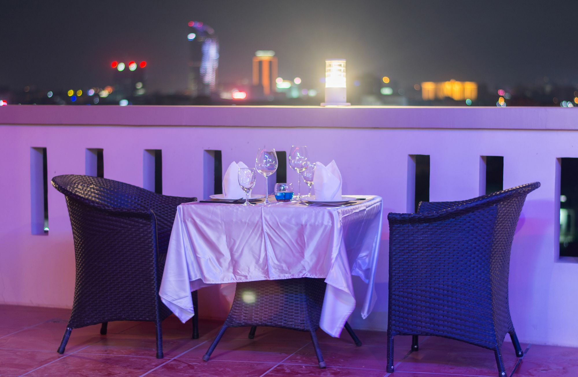 Raksmey Suo Hotel Phnom Penh Exterior foto